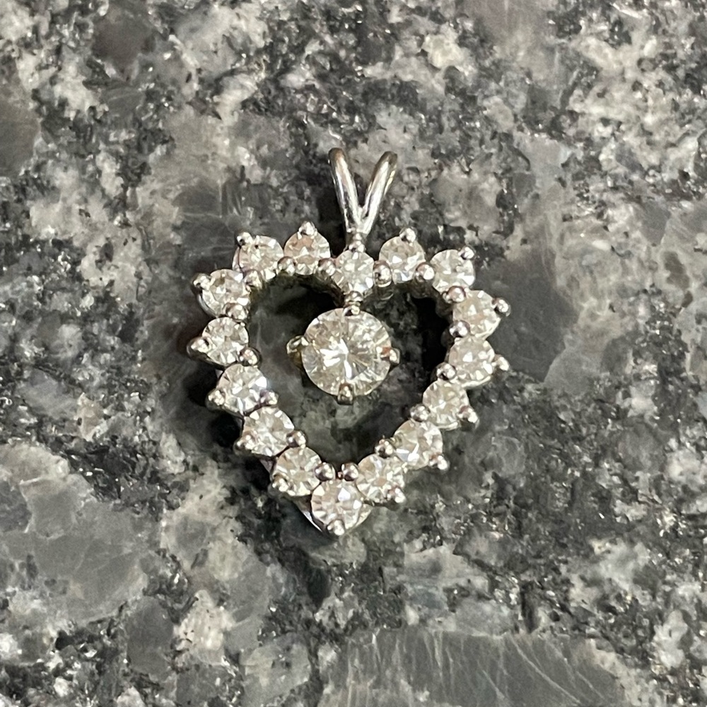 Certified 14k White Gold 0.91ct. Diamond Heart Frame Pendant